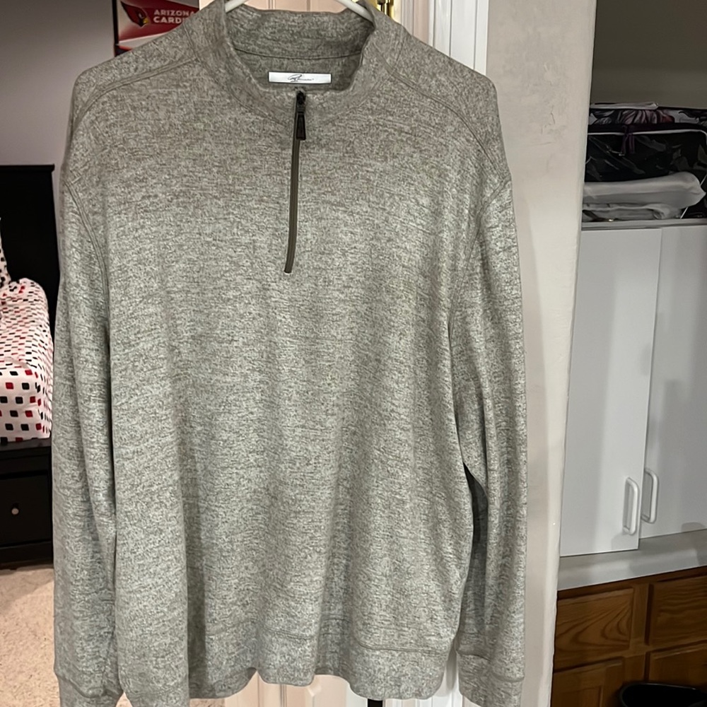 Great thin quarter zip jacket!